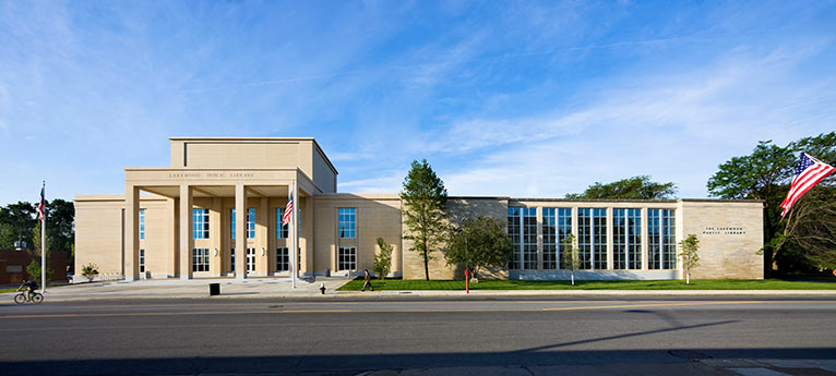 lakewood-public-library-day-exterior-north-entrance-robert-am-stern